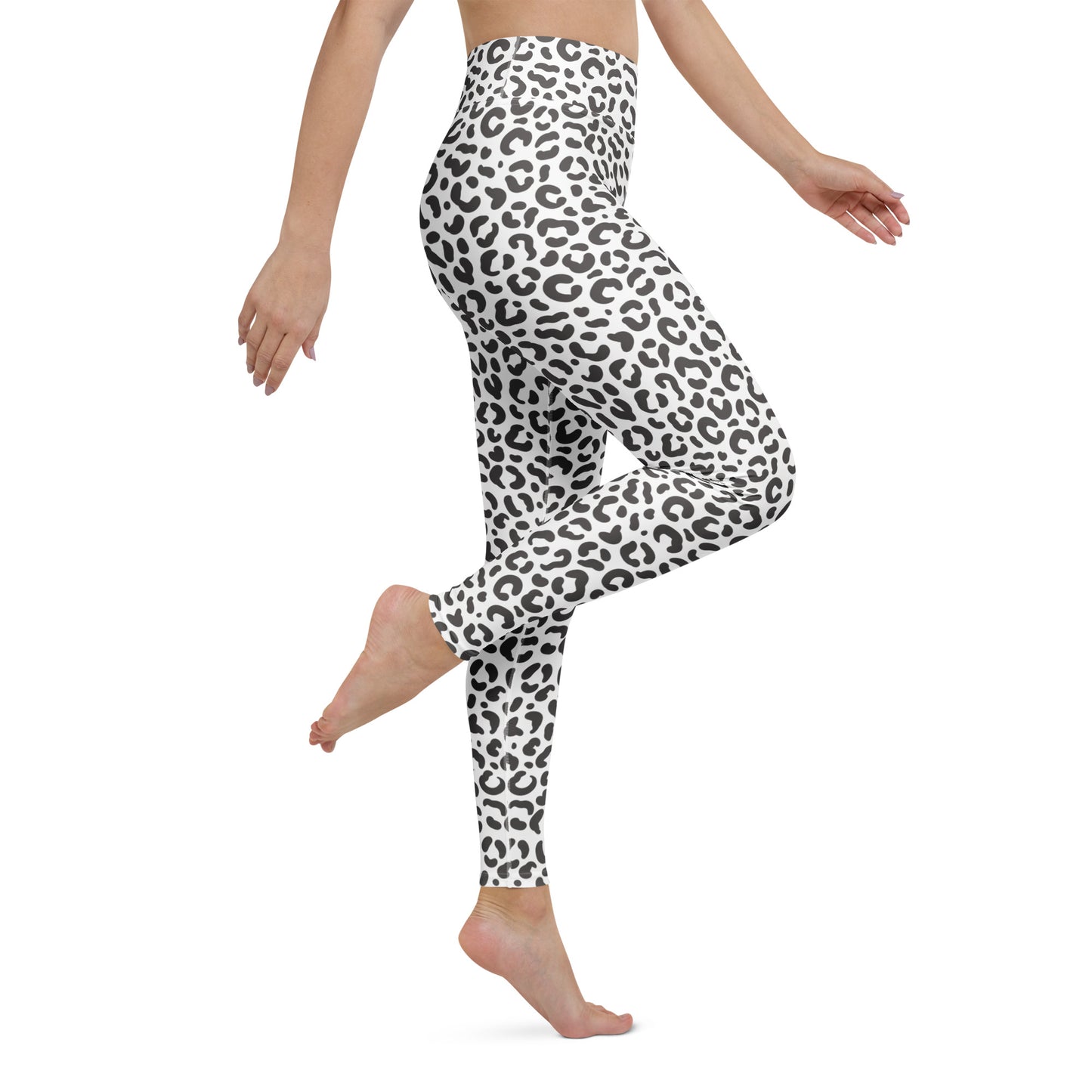 Durable Bold Comfortable Yoga Leggings Bold Leopard Print for Activewear