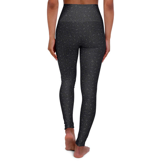 Fashionable Bold Black Leopard Print High Waisted Yoga Leggings for Activewear